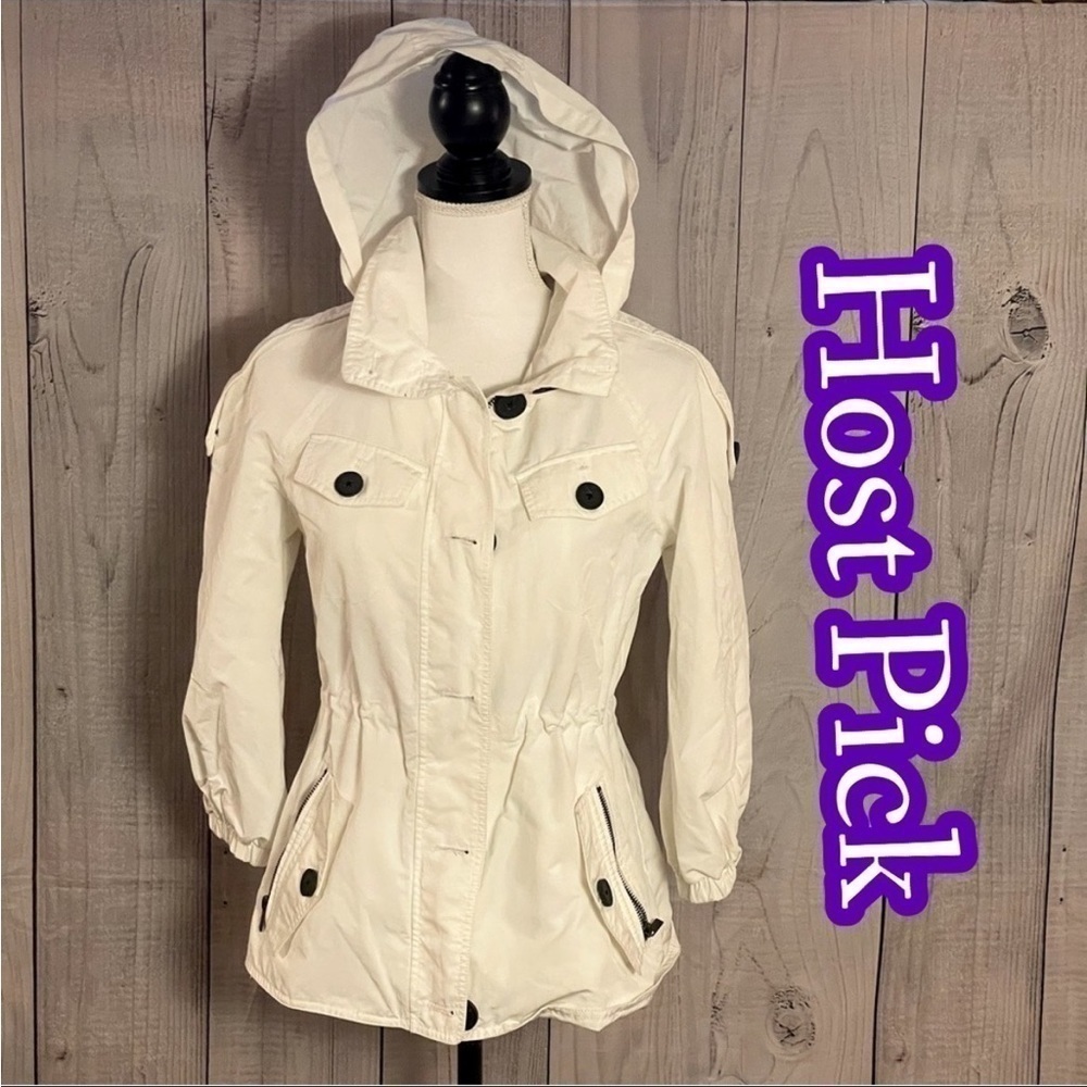 ✅2X Host Pick✅ BCBGMaxAzria Hooded Coat, Small